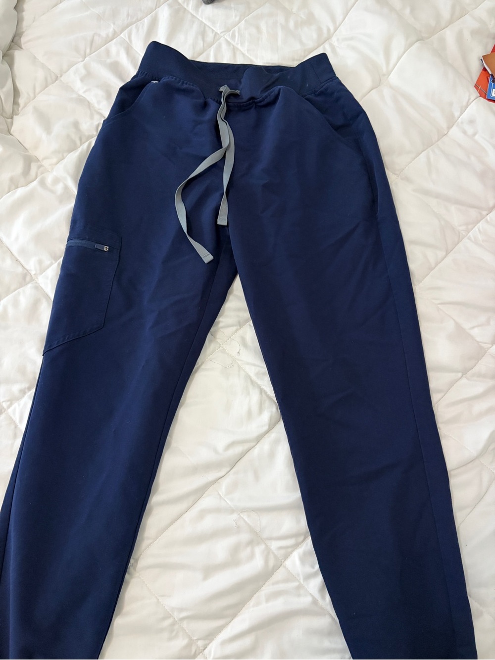 Figs Women’s Zamora Navy Jogger Sweatpants with Gray Drawstring